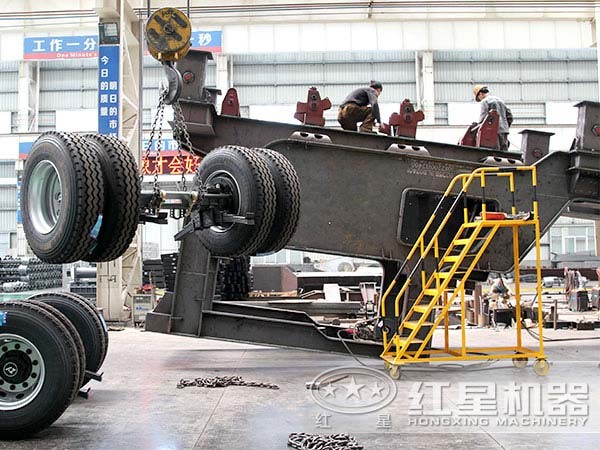 紅星移動磕石機(jī)制造車間