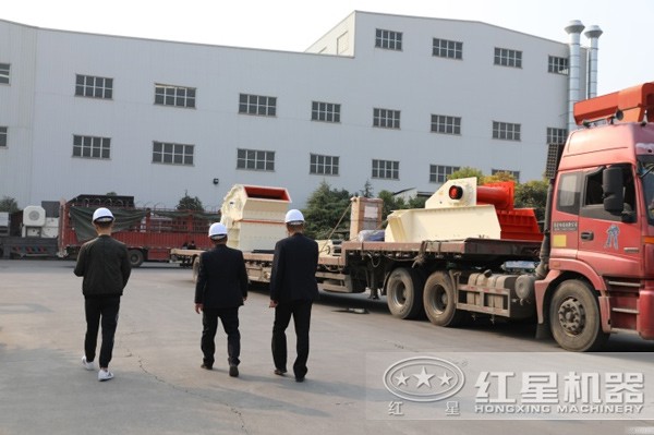 1414細(xì)碎機發(fā)貨