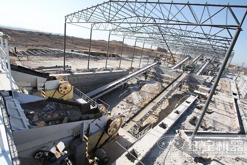 大型砂石料生產(chǎn)線現(xiàn)場