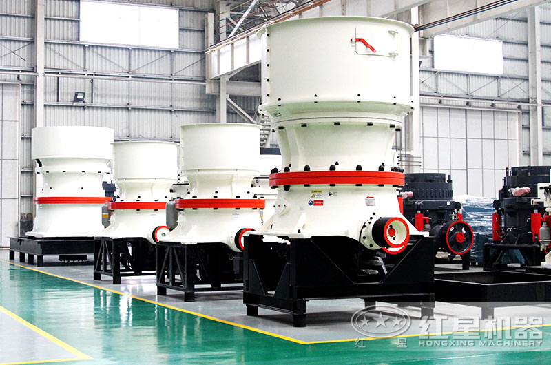 圓錐破的優(yōu)勢(shì)是磨損量低，產(chǎn)量大，型號(hào)齊全，可現(xiàn)貨下單