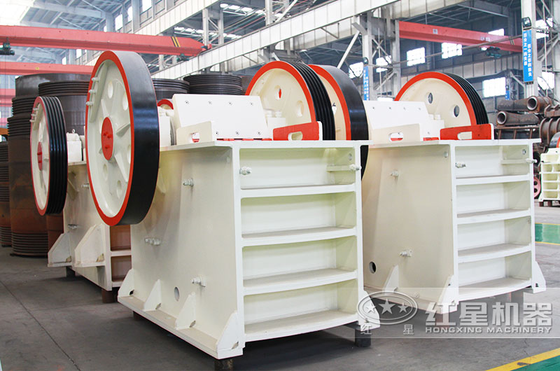 每小時(shí)500噸大型破碎機(jī)多少錢一臺？