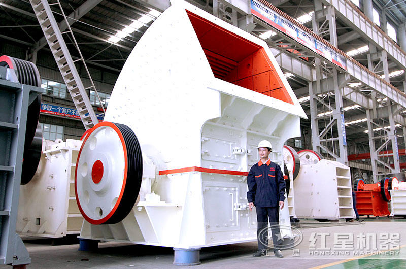 一次成型的石子軋石設(shè)備，出料粒形好