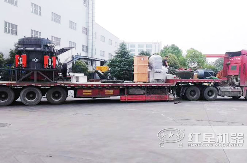 紅星碎石機價格合理，及時發(fā)貨